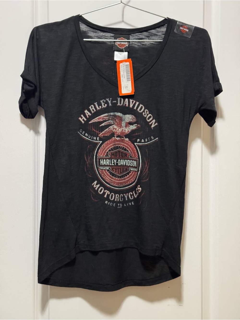 Harley-Davidson Black V-Neck Tee with Red Accent Graphic SMALL pit 19” L27” NWT